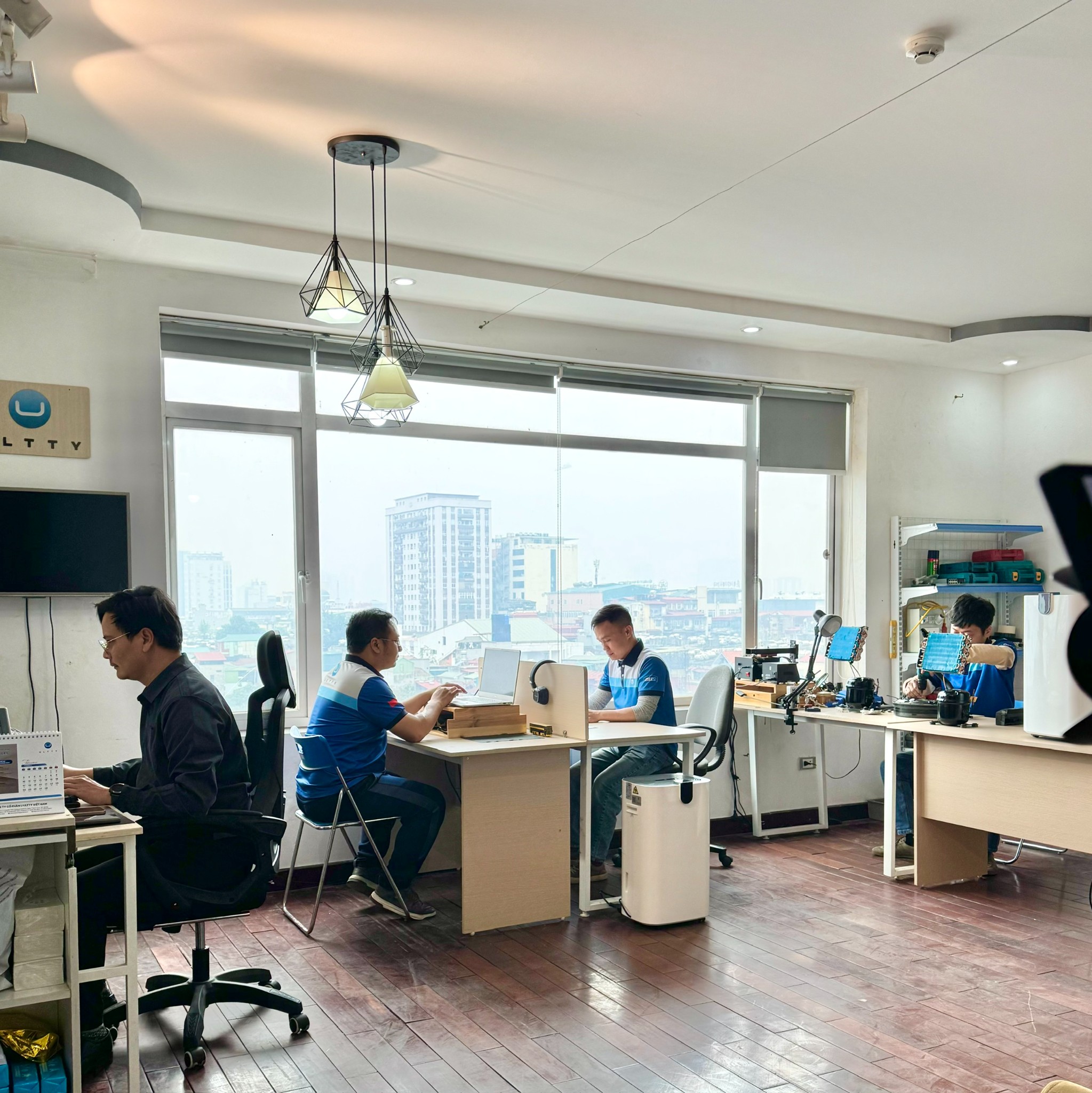 Chủ Tịch HĐQT PHÙNG ĐÌNH VIỆT: “Bảo Hành Vàng” Trở Thành Chiến Lược Xây Niềm Tin Thương Hiệu ULTTY Vững Bền