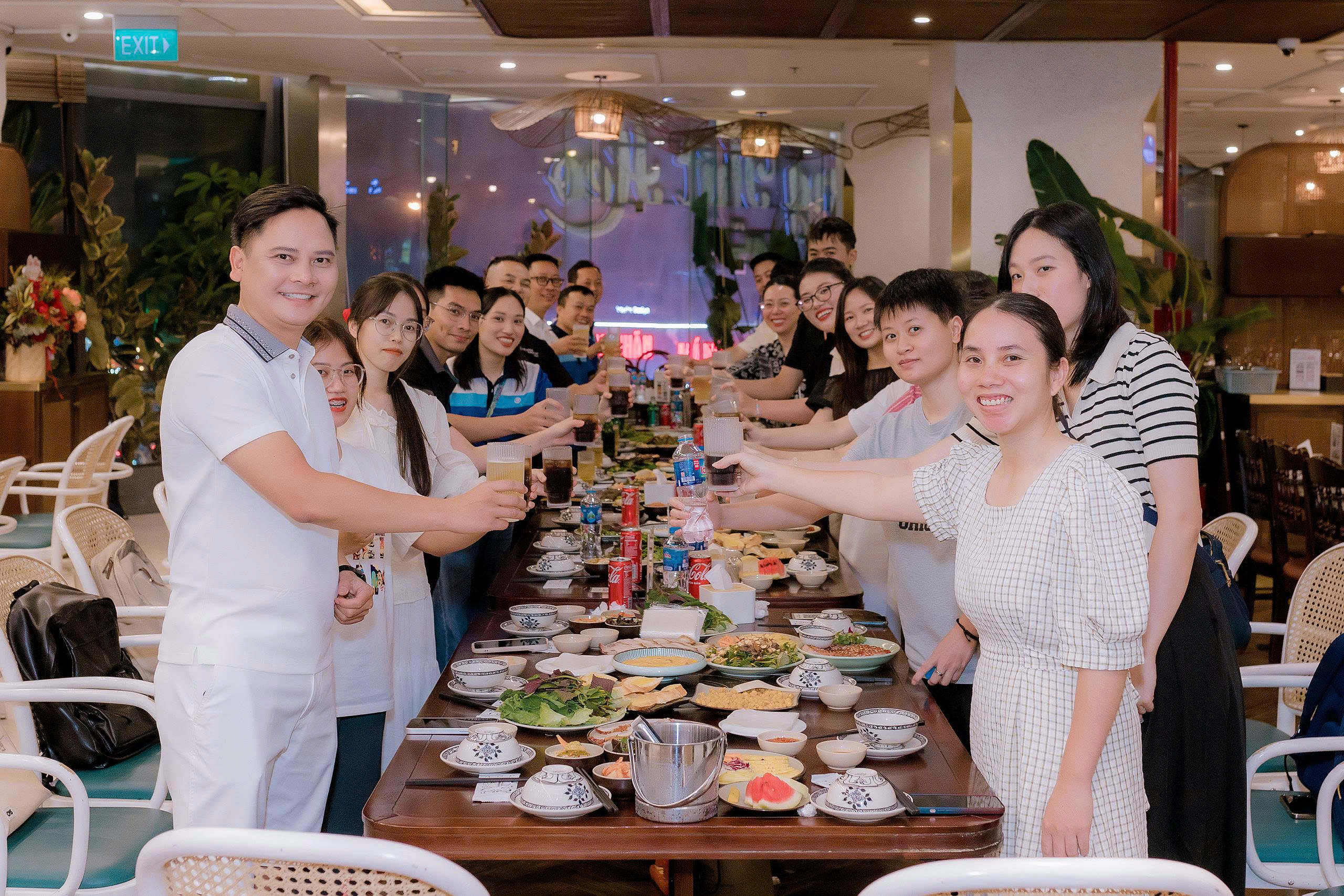 Chủ tịch HĐQT ULTTY Phùng Đình Việt: Hành Trình Kiến Tạo Thương Hiệu Toàn Cầu, Vì Khách Hàng Và Cộng Đồng